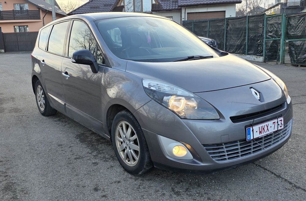 Renault Grand Scenic 2012 .7 locuri. 1,5 diesel