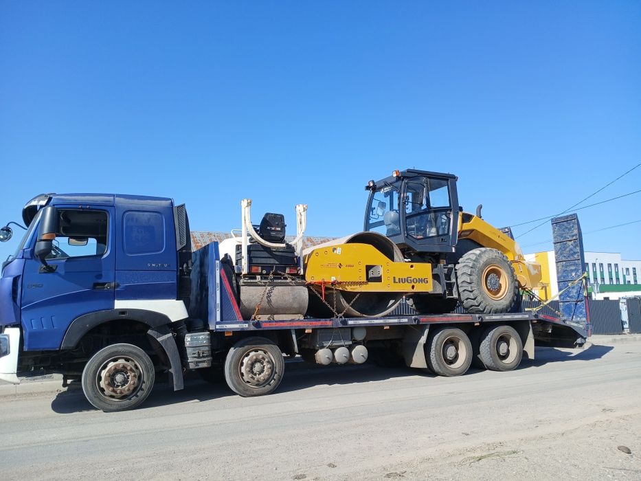 Грузовой эвакуатор или трал