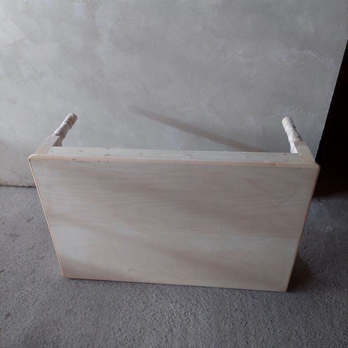 Hon tahta katta kichik