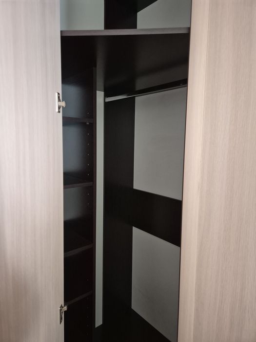 Продам спальный гарнитур