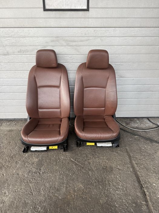 Scaune față piele Zimtbraun BMW Seria 5 F10 / F11 (2011) – Încălzire, Electrice maro ideale pt proiecte mobilier .. oem bme