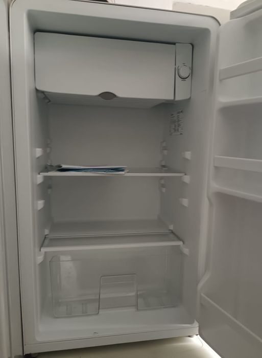 Продам мини холодильник