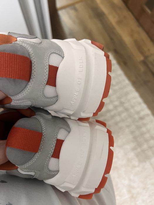 Apple of eden маратонки