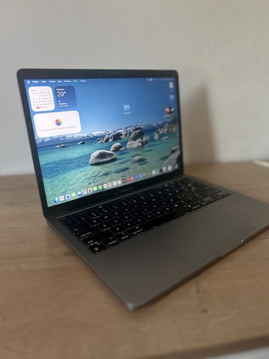 MacBook Pro 2020 M1 / 8 GB / 256 GB (НЕ INTEL!) Срочно.