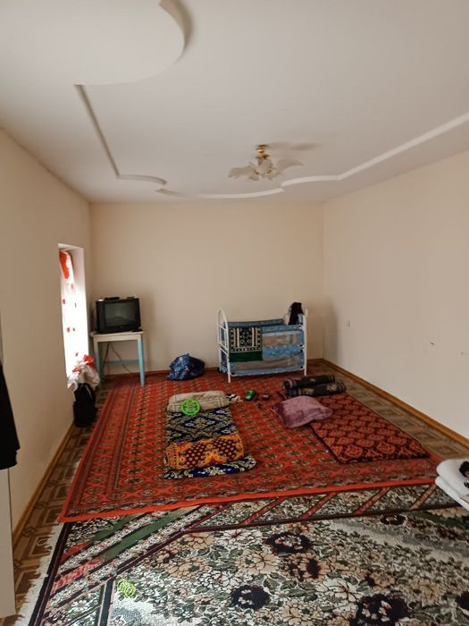 Ховли сотилади 24 соток 9 хона 275000$