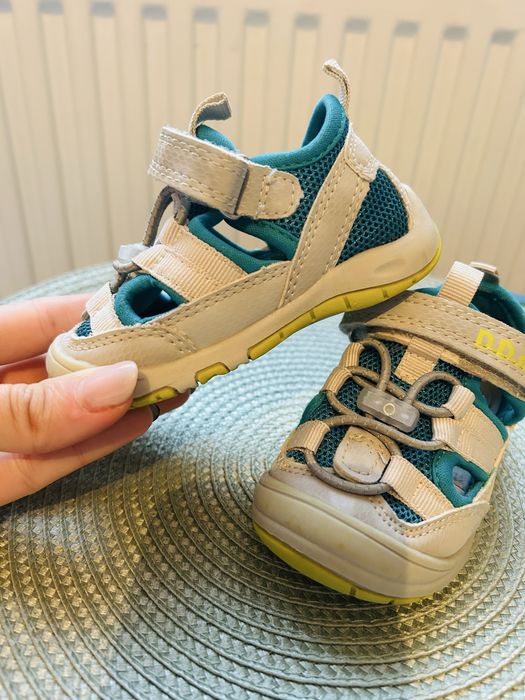 D.d.ster, Nike  детски сандали/обувки /20 и 22 номер