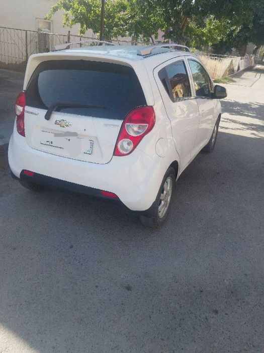 Спарк машинаси сотилади