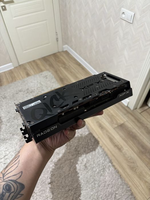 Видеокарта XFX RX 6600 XT