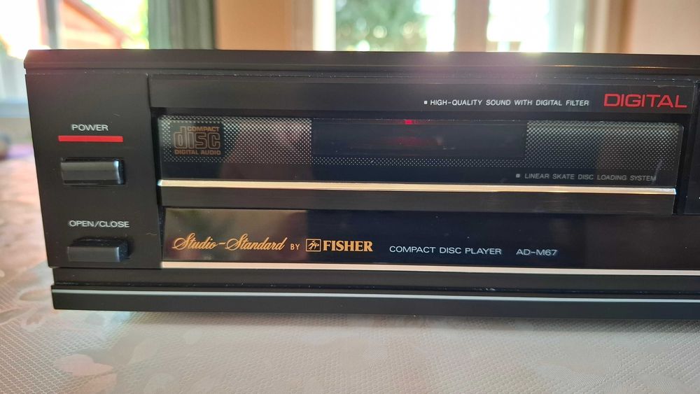 Fisher Studio Standard AD-M67 - CD Player