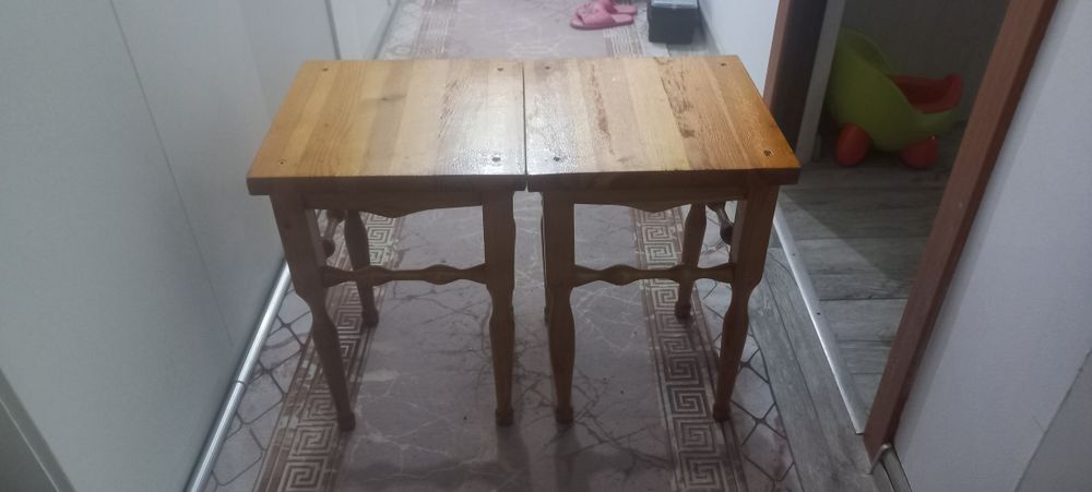 Продаются табуретки деревянные.