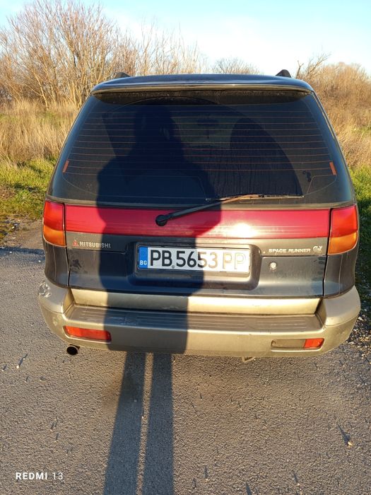 Мицубиши спейс рънарс