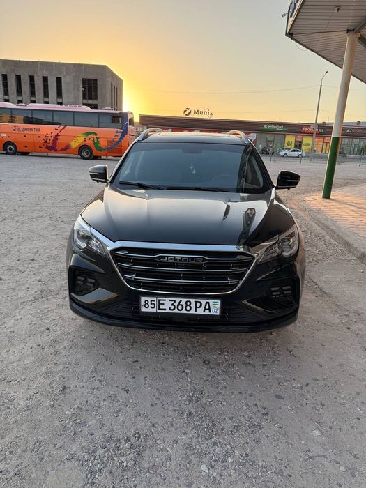 Jetour x70 sotiladi