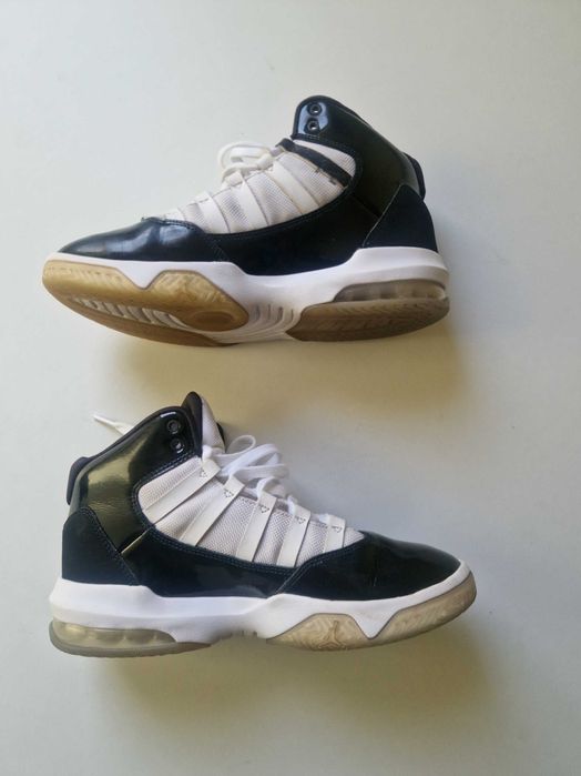 Jordan Max Aura оригинални маратонки