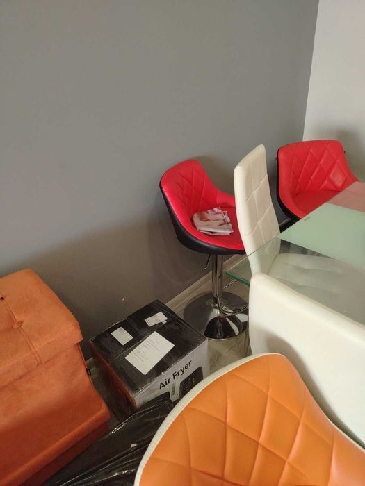 Продават се бар столове 4 на брой