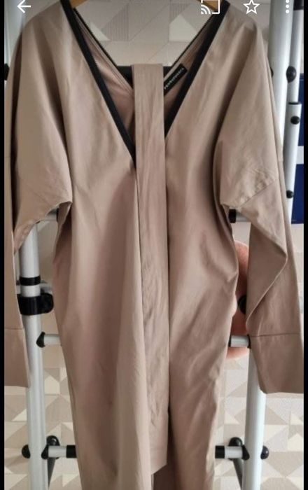 Платье бренда пентатоника