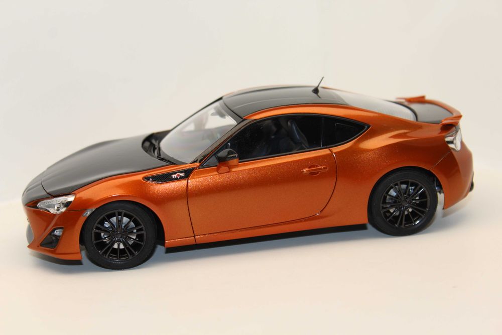 Macheta auto Toyota GT 86 scara 1/24