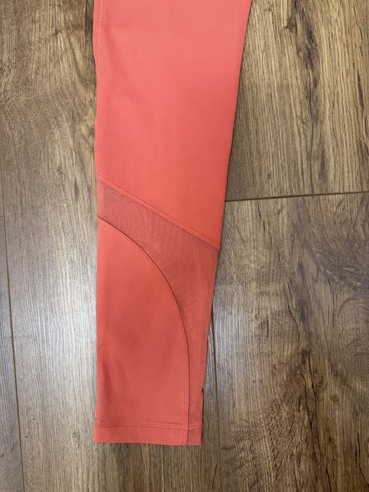 Спортен клин и топ Adidas