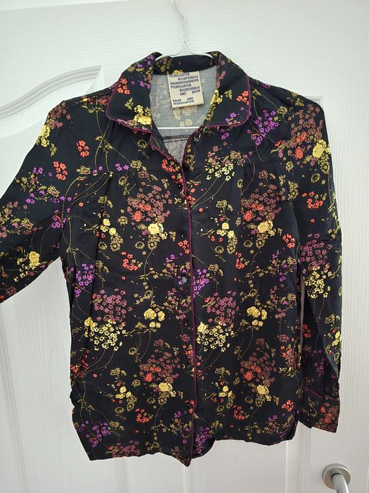 Страхотна флорална риза на Baum und pferdgarten от 100% вискоза