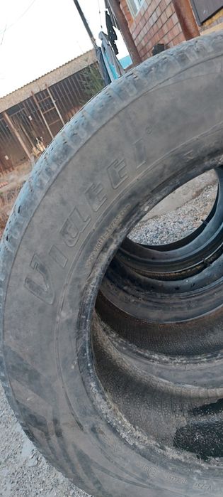 Продам резину 235/60/R18 Б/у