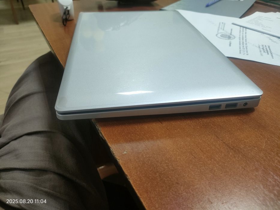 Продается ноутбук в отличном состоянии