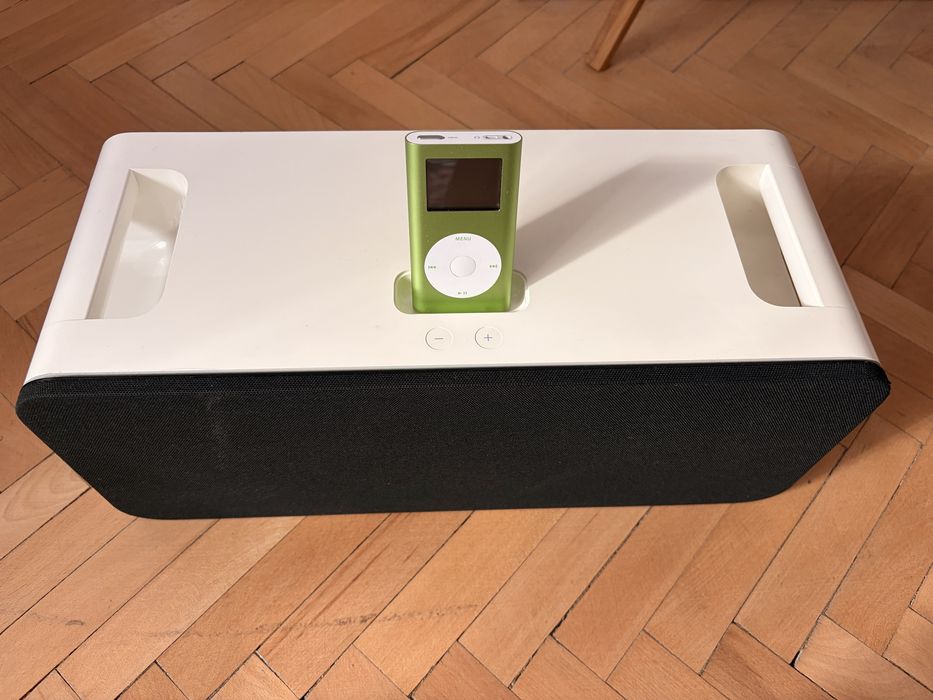 Boxa iPod Hi-Fi A1121 impreuna cu iPod Mini A105 4Gb