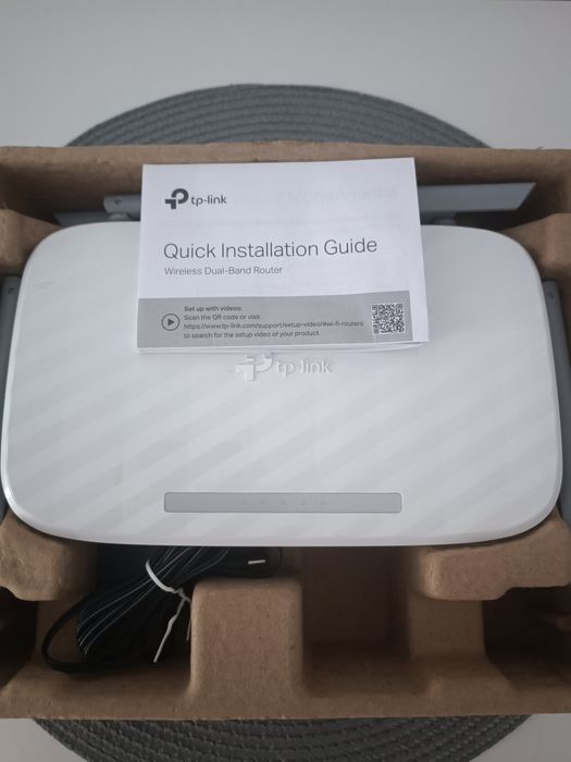 Vând router wireless tp-link Archer C50