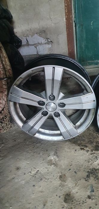 Продам диски стояли на Пассат В5