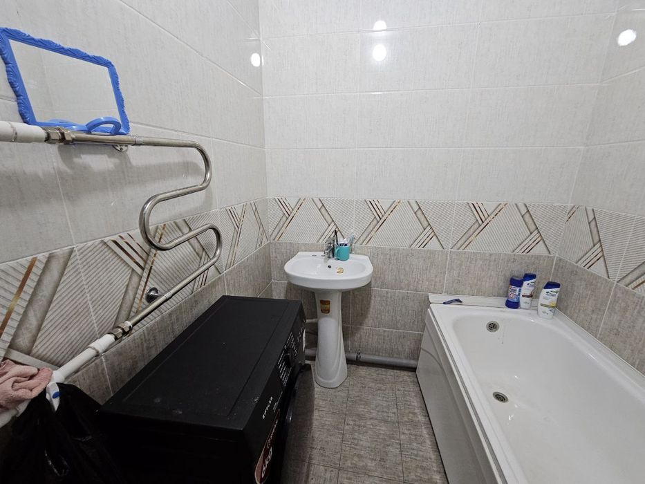 Бектемир 2-хонали 2-этажда сотилади