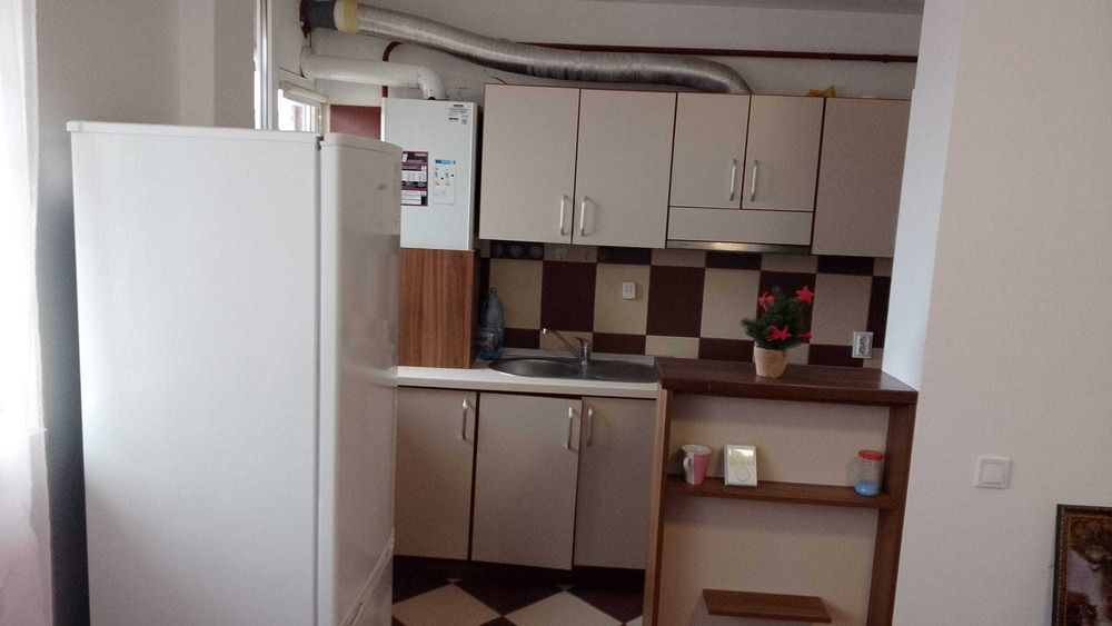 Apartamant de inchiriat