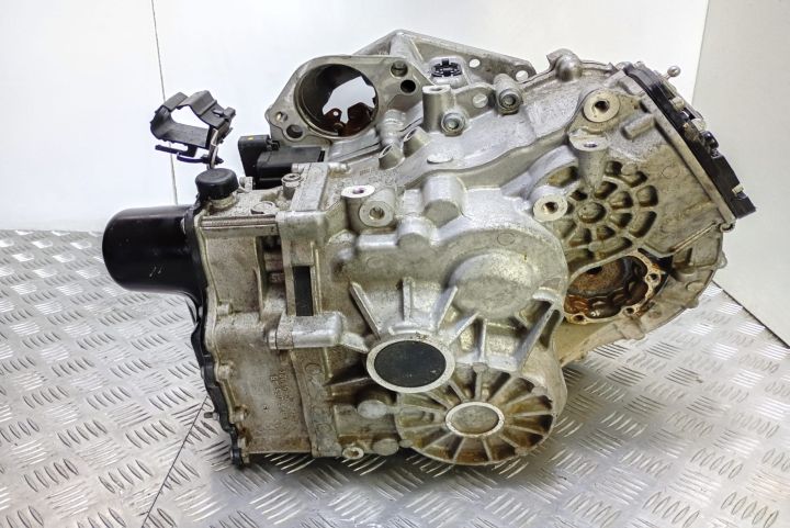 Cutie viteza automata 1.5 benzina UUF Seat Leon a 4-a generatie seria