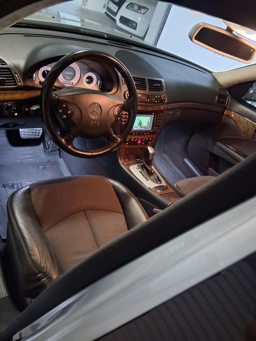 мерцедес е класа 320.цди