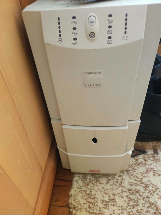 резервно захранване smart-UPS 2200 XL