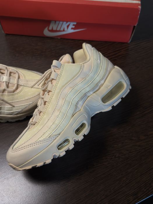 Nike Air Max 95 Guava Ice