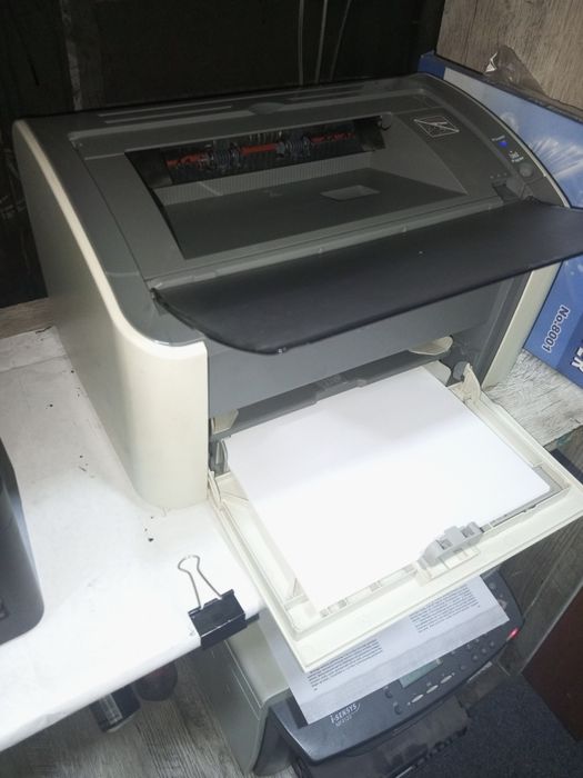 Canon LBP 2900 lazer printer sotiladi