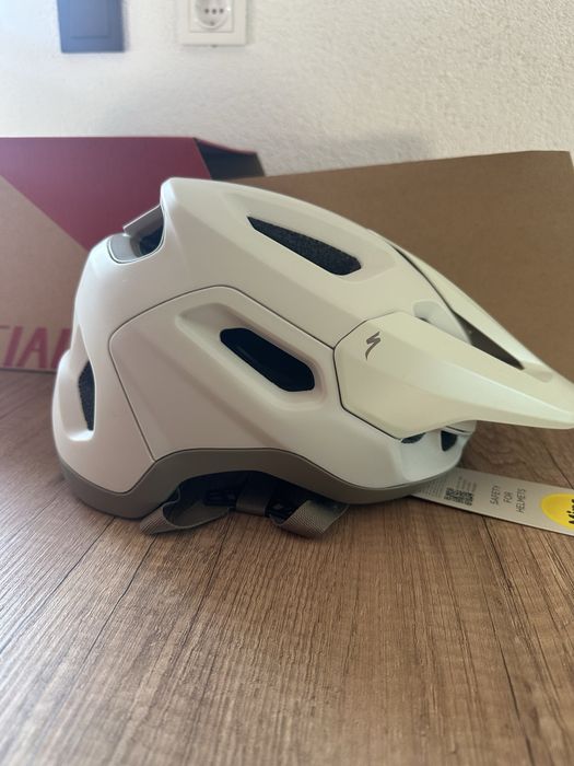 Specialized Tactic 4 MIPS MTB каска – размер S 51–56 см