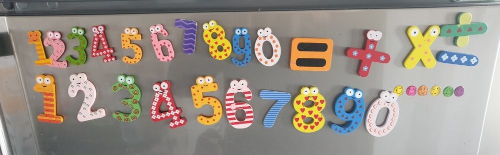 Magneti frigider cifre