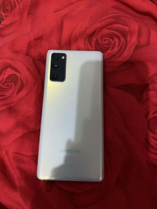 Samsung galaxy s 20 fe 5 g