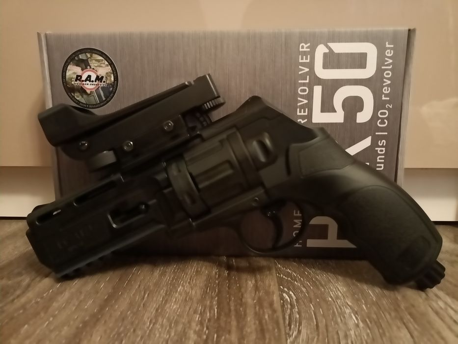 Pistol cu bile cauciuc NU necesită permis