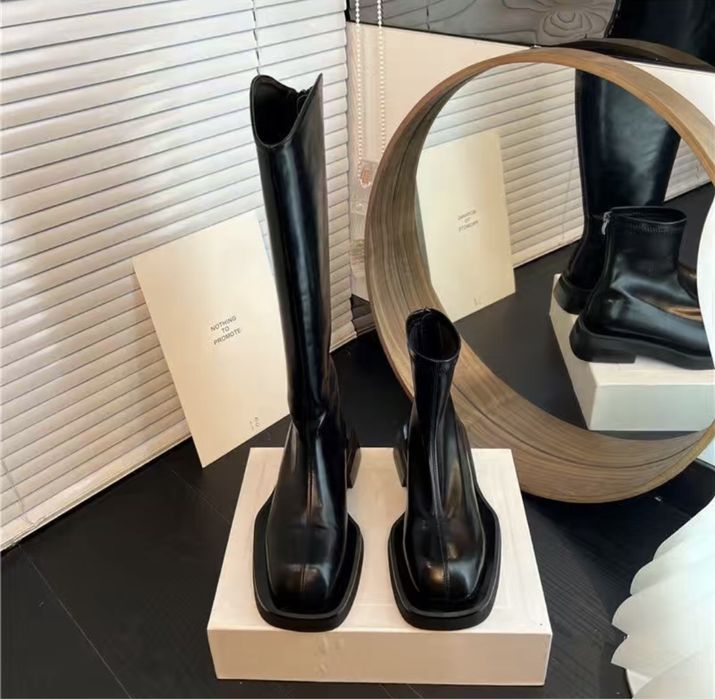 Сапоги демисезонные новые