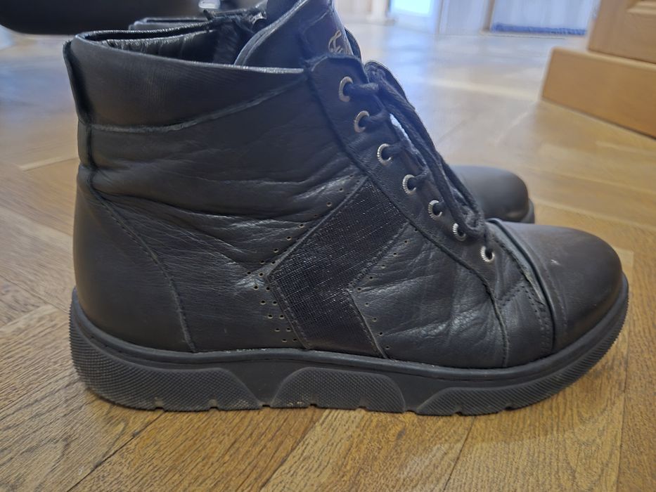 Естествена кожа боти