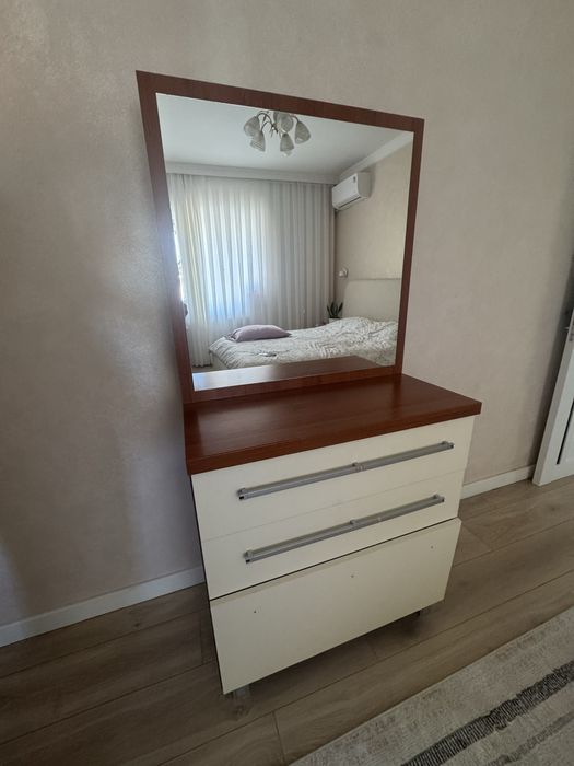 Продается комплект мебель для спальни с матрасом