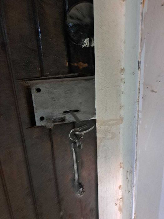 Темир капы, жуда беккем