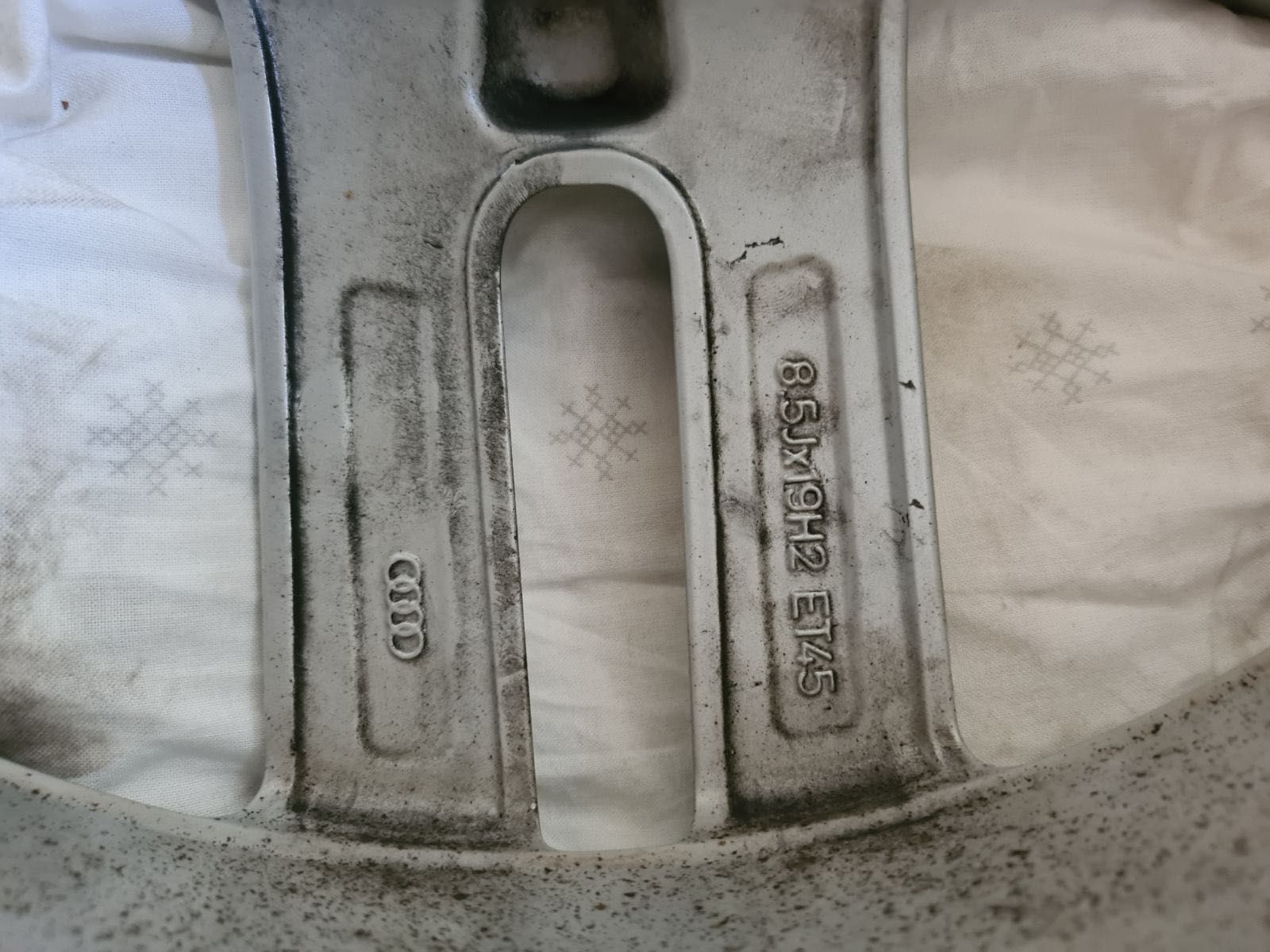 Джанта за Ауди 19” гр. Асеновград • OLX.bg