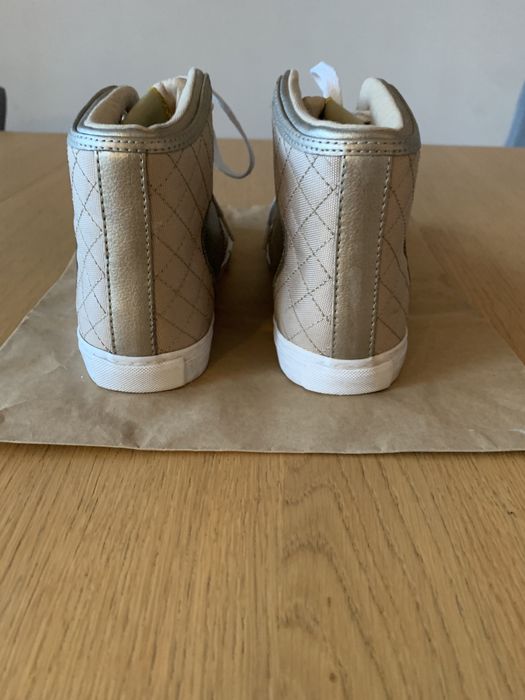 Дамски обувки GUESS - размер 38