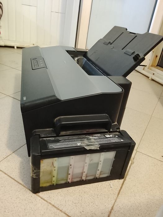 Продам струйный принтер L1300