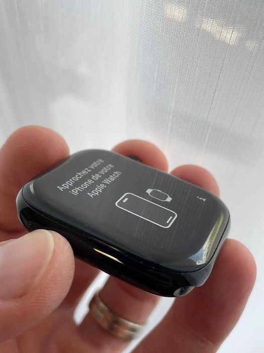 Apple Watch 10 GPS, JetBlack Aluminium 46mm Banda Sport S/M folosit