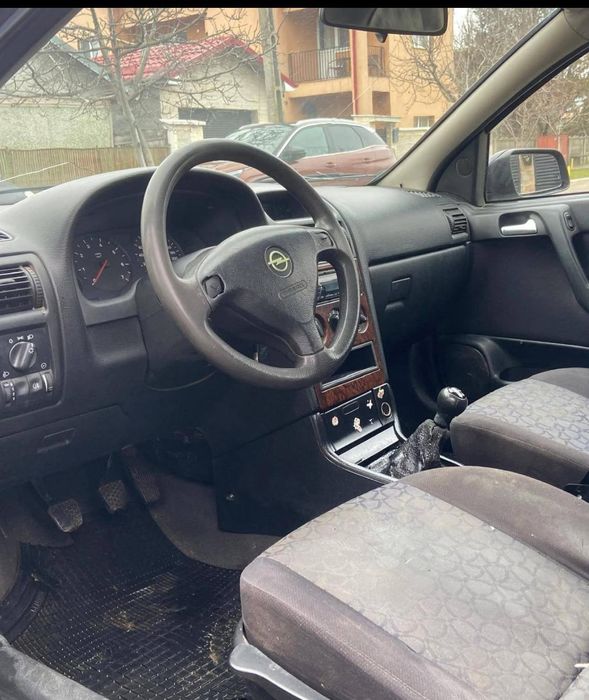 Vând sau schimb  opel asta g 1.6 8valve