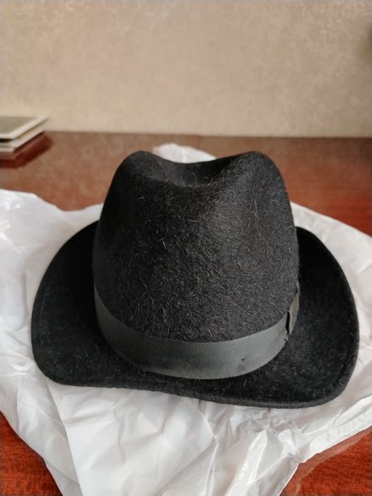 Шляпа чёрная фетровая