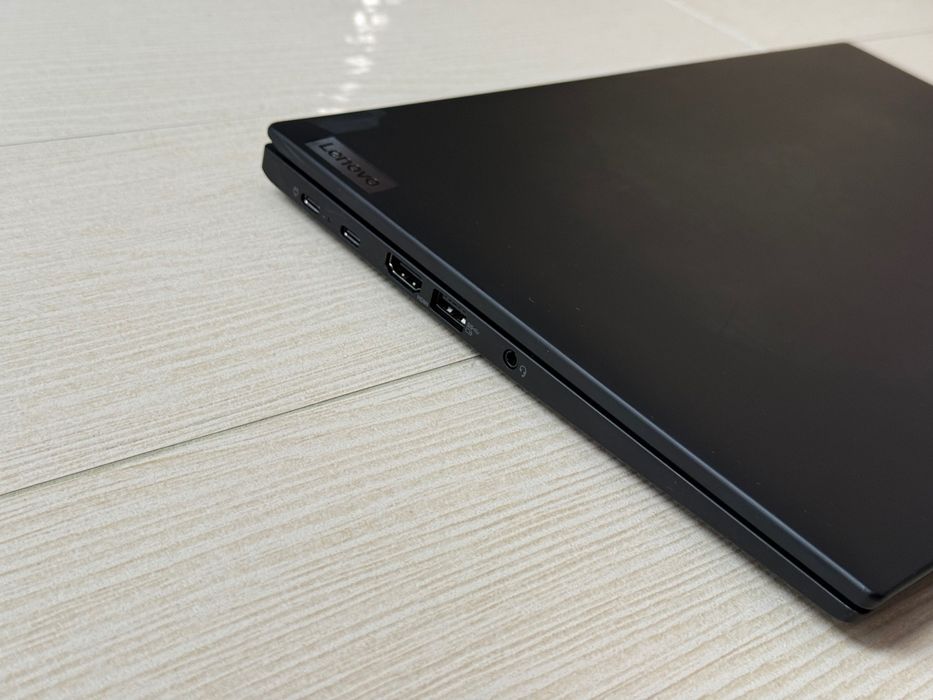 Като Нов 14'FHD+IPS Touchscreen/Ryzen 5 Pro-7540u/Lenovo Thinkpad T14s Gen4/16GB LPDDR5x/256GB SSD/Гаранция 30 Месеца