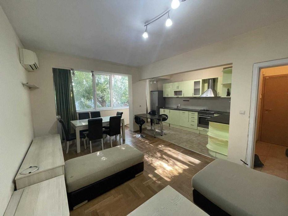 Продава се Тристаен апартамент в Пловдив, Каменица 1 - 85 кв.м за 984 €/кв.м - Снимка #1